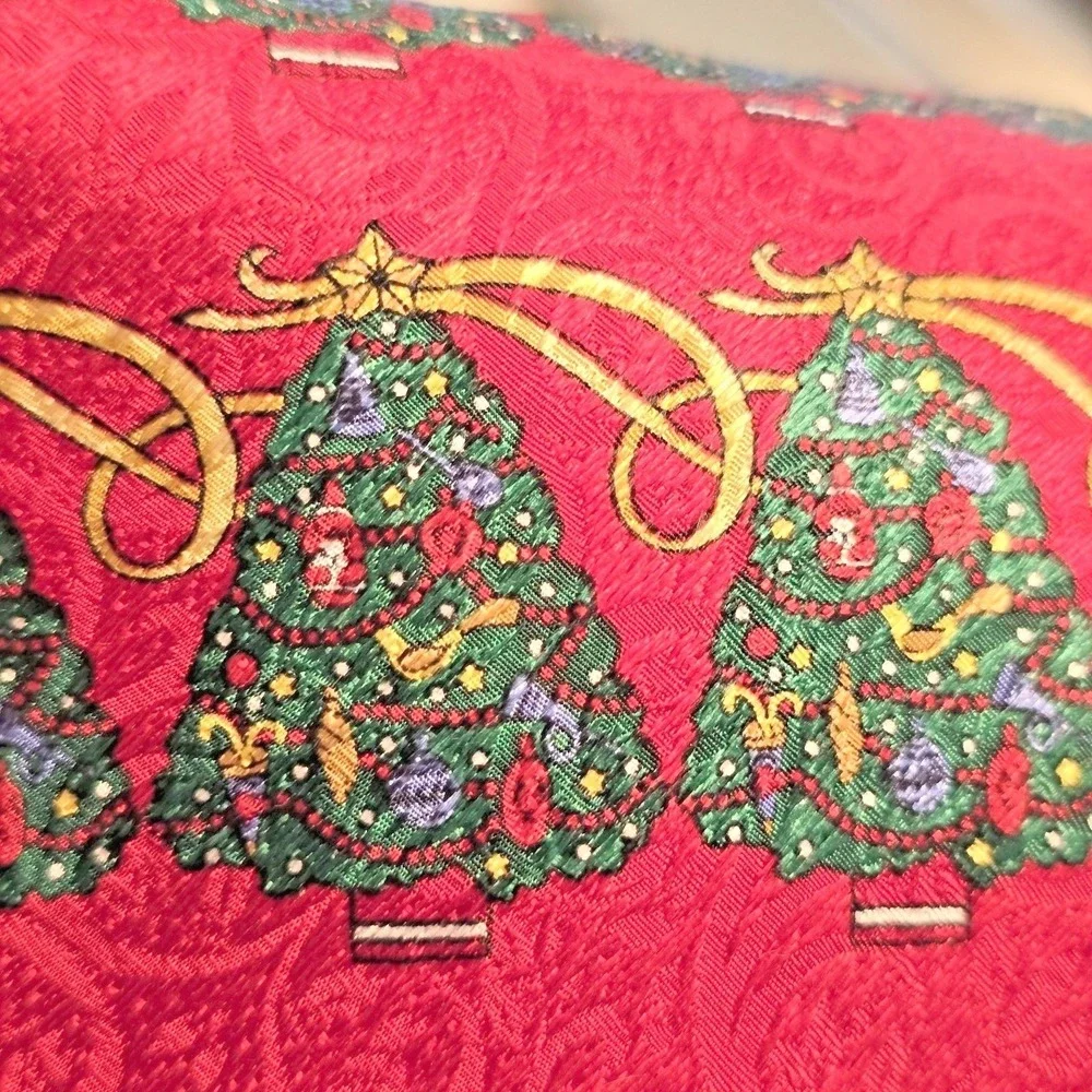 Vtg‎ 90s Hallmark Christmas Tie Red Silk Made in USA Holiday Traditions Trees